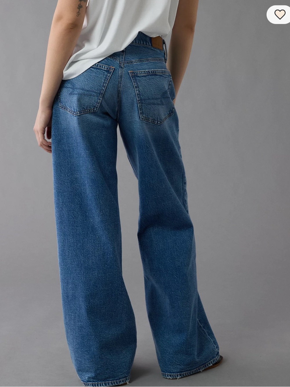 American Eagle Jeans Women’s Blue Dreamy Drape Ultra Wide Leg Low Rise 10 L NWT - Picture 2 of 7